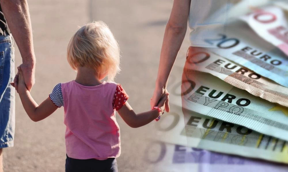 ΟΠΕΚΑ: Πότε λήγει η προθεσμία υποβολής αιτήσεων για το επίδομα παιδιού